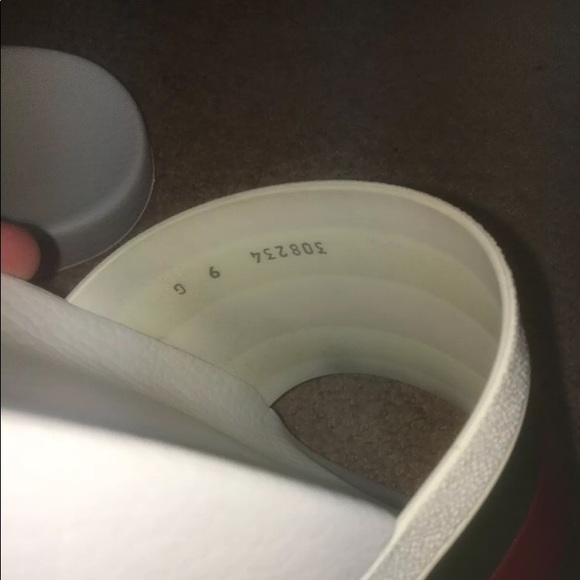 Gucci Flip flops (white non trek) - Picture 7 of 7